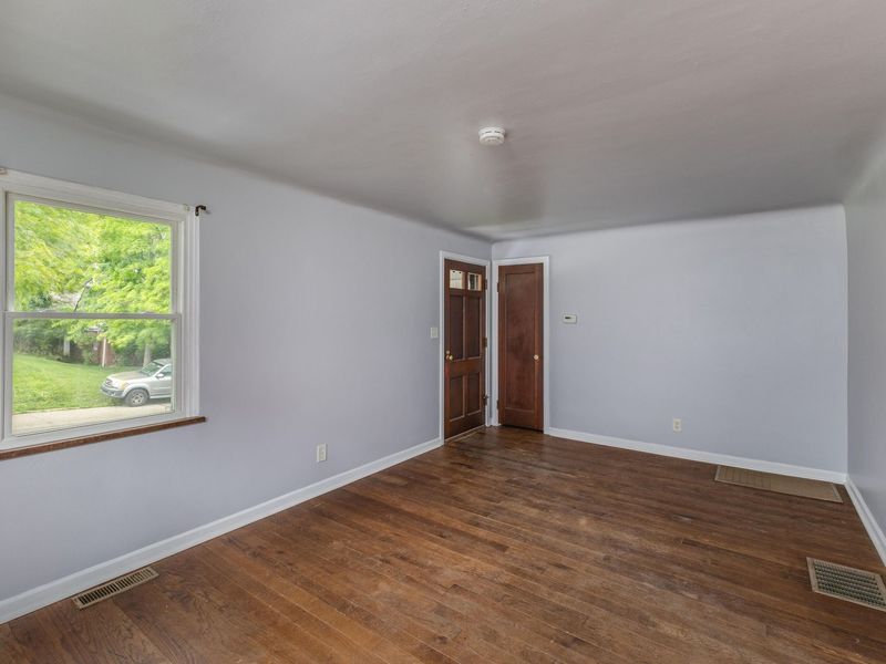 340 E Melford Avenue, Dayton, OH 45405 Photo 8