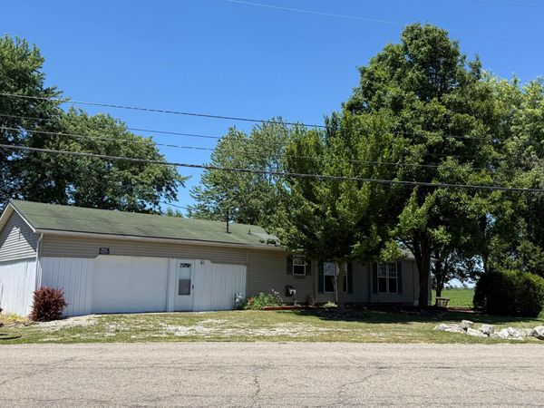147 N Water Street N, Williamsport, OH 43164