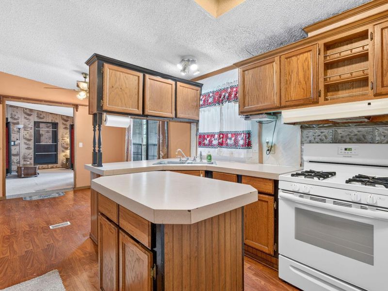 147 N Water Street N, Williamsport, OH 43164 Photo 7