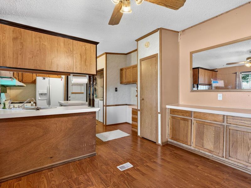147 N Water Street N, Williamsport, OH 43164 Photo 9