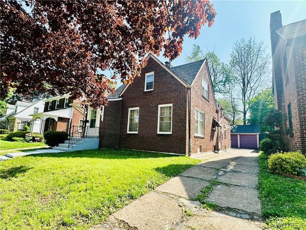 39 Benwood Avenue , Buffalo, NY 14214