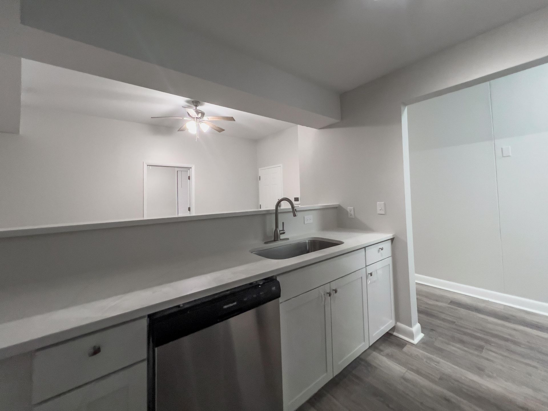 151 Calhoun Street Photo 8