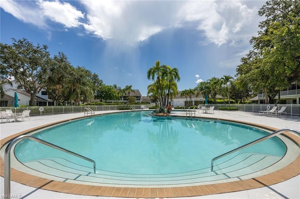 1125 Partridge Cir , Unit 102, Naples, FL 34104 Photo
