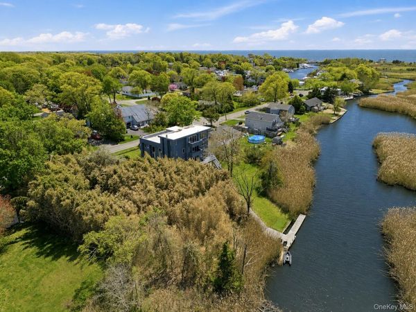 36 Roosevelt Boulevard, East Patchogue, NY 11772