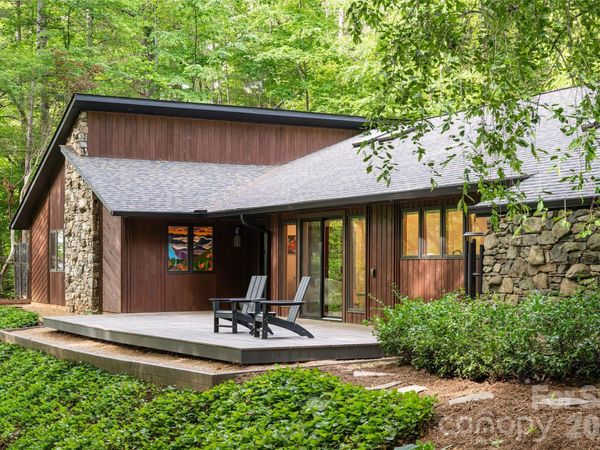 144 Sondley Parkway, Asheville, NC 28805