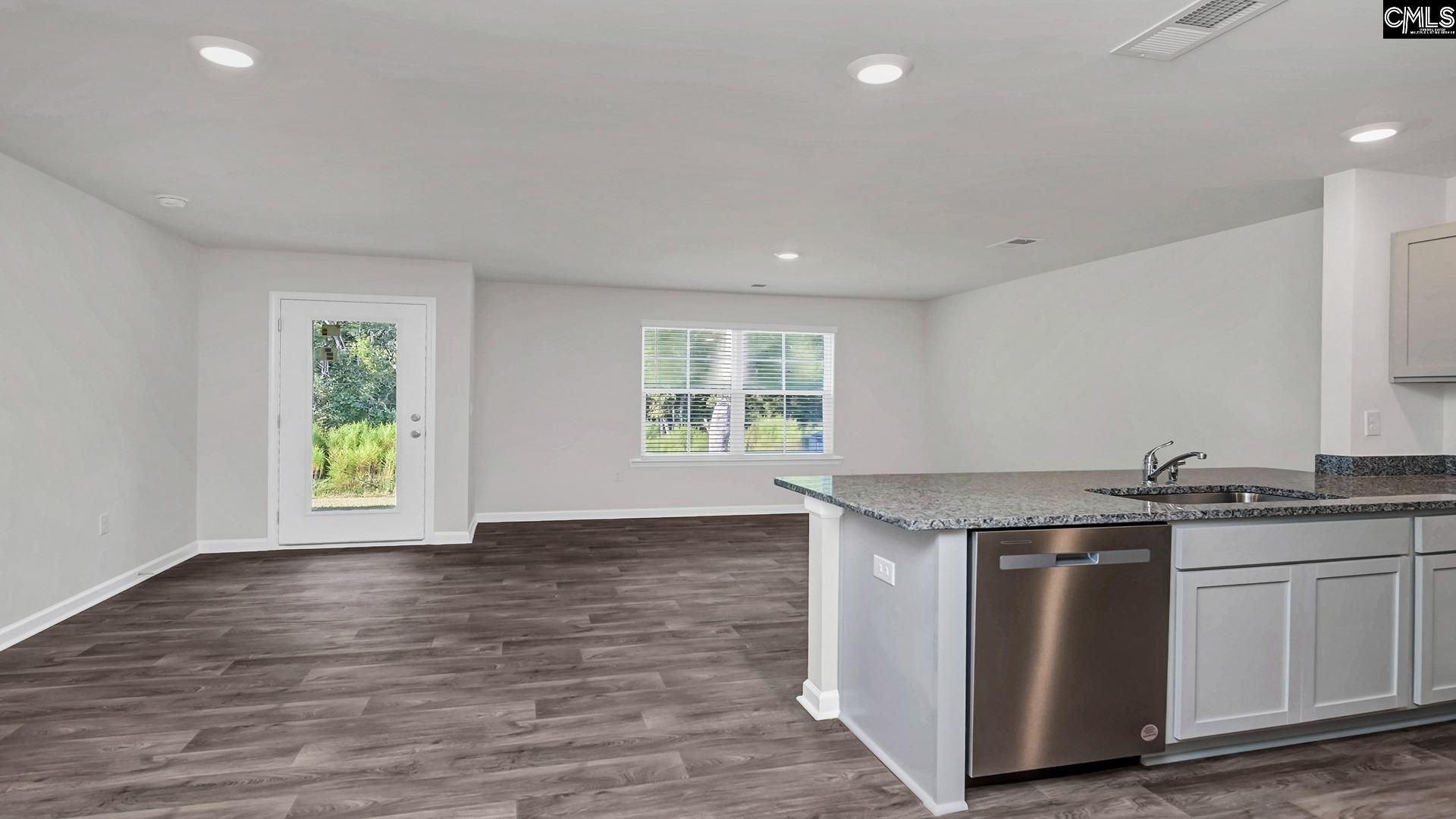 468 Wisteria Walk Way  Photo 9