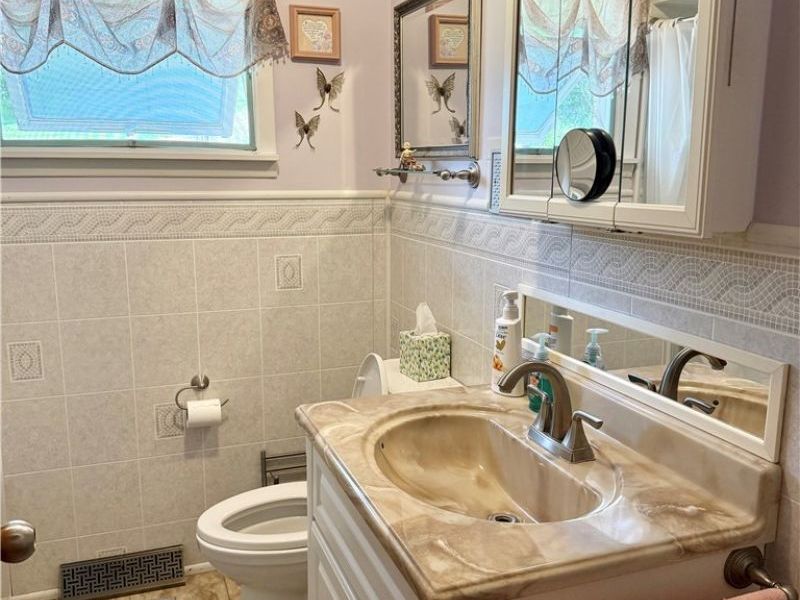 16045 Annesley Road, East Liverpool, OH 43920 Photo 11