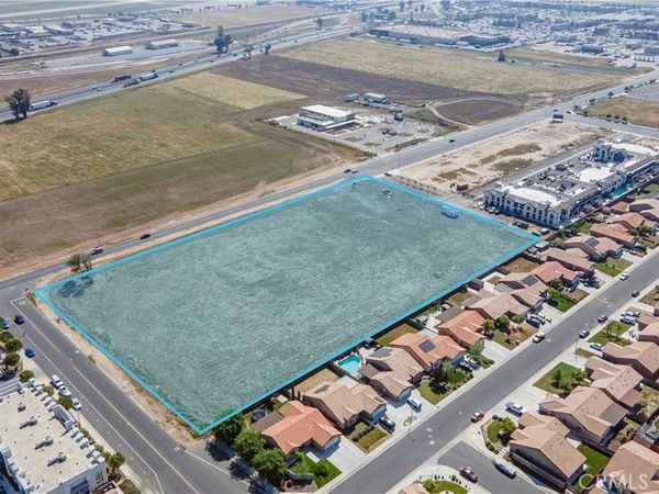 555 Dover Parkway, Delano, CA 93215