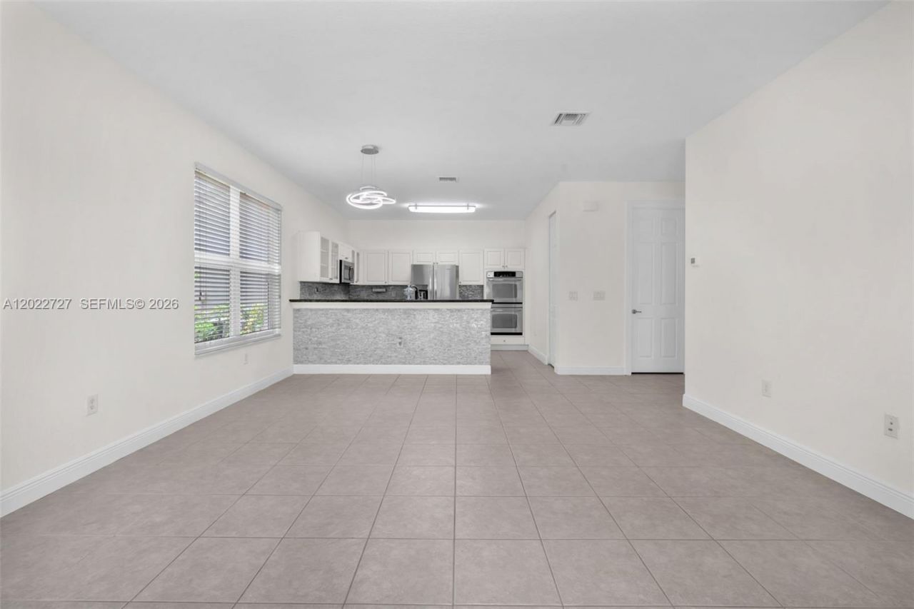 18011 SW 41st St, Miramar, FL 33029 Photo