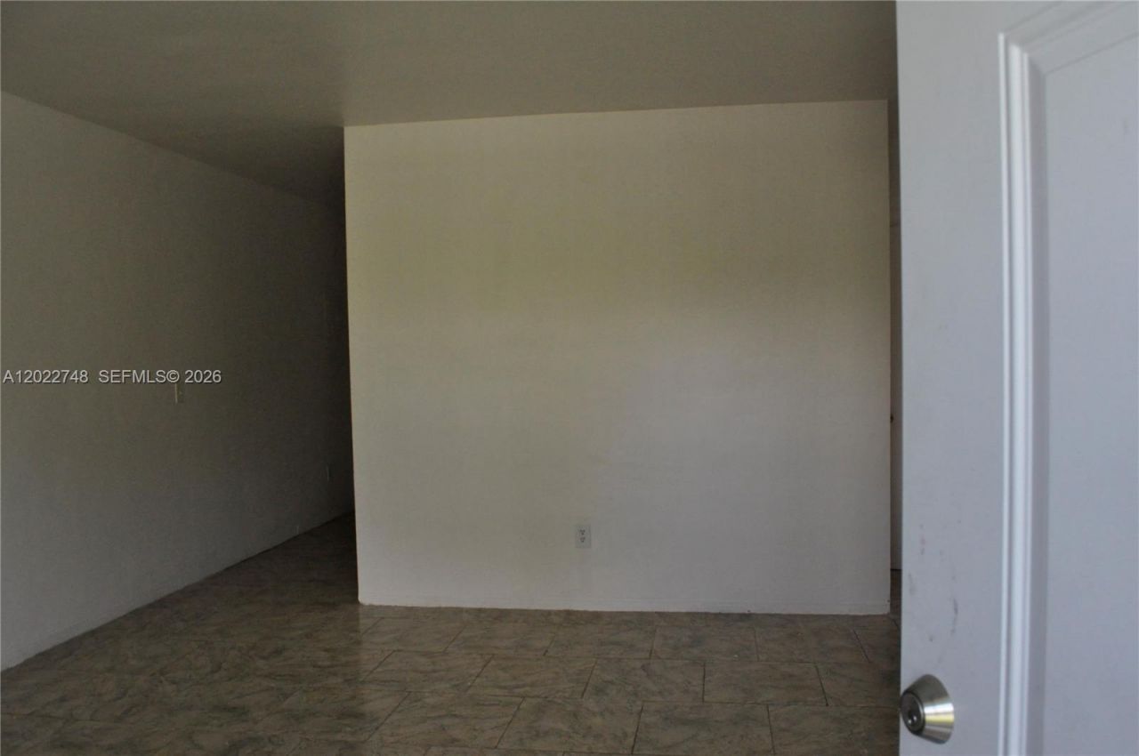 2395 NW 82nd St, Unit 2395, Miami, FL 33147 Photo