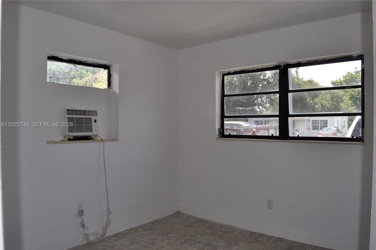 2395 NW 82nd St, Unit 2395, Miami, FL 33147 Photo