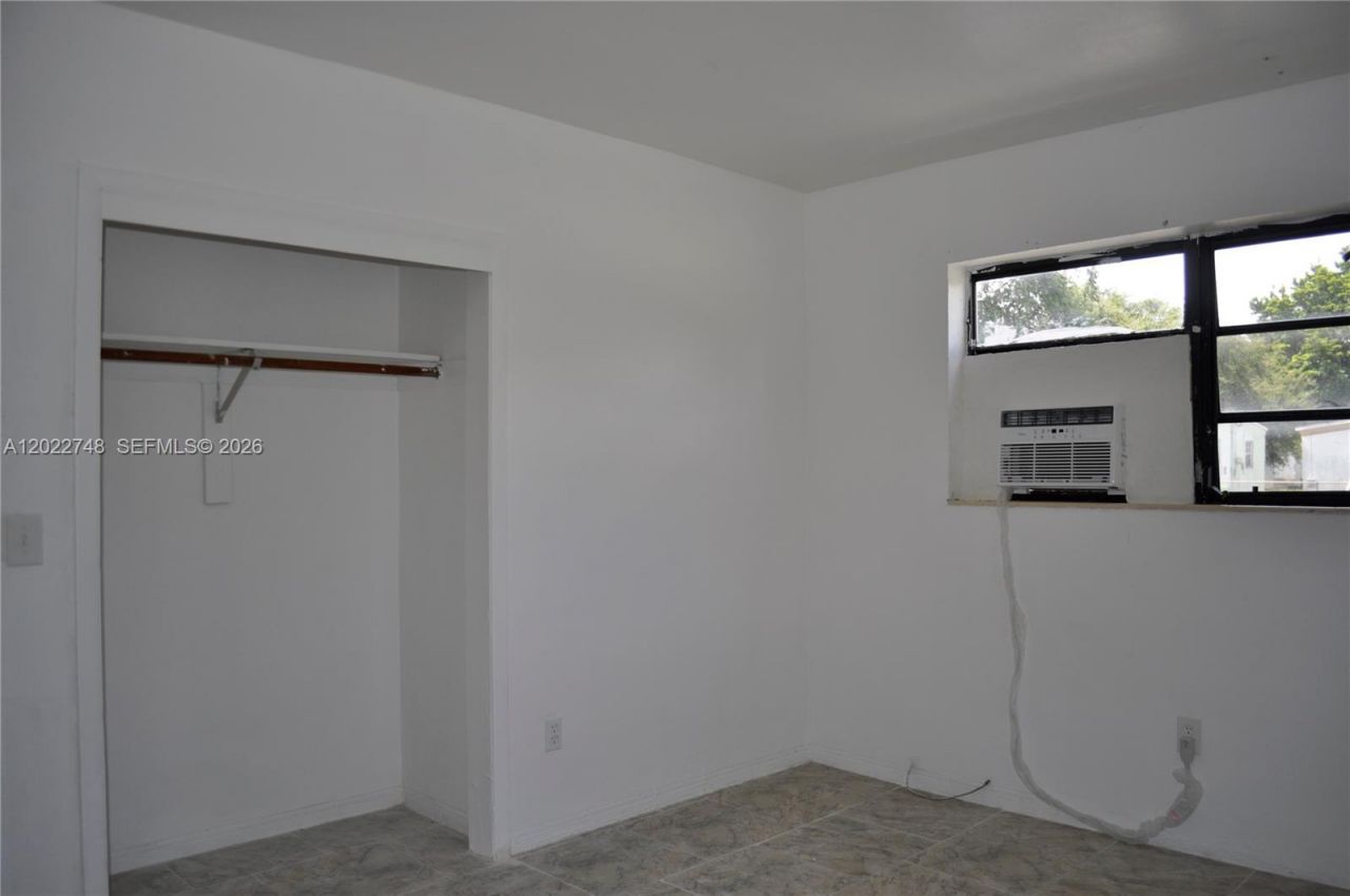 2395 NW 82nd St, Unit 2395, Miami, FL 33147 Photo