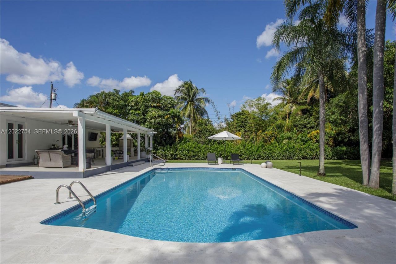 7825 SW 72nd Ave , Miami, FL 33143 Photo