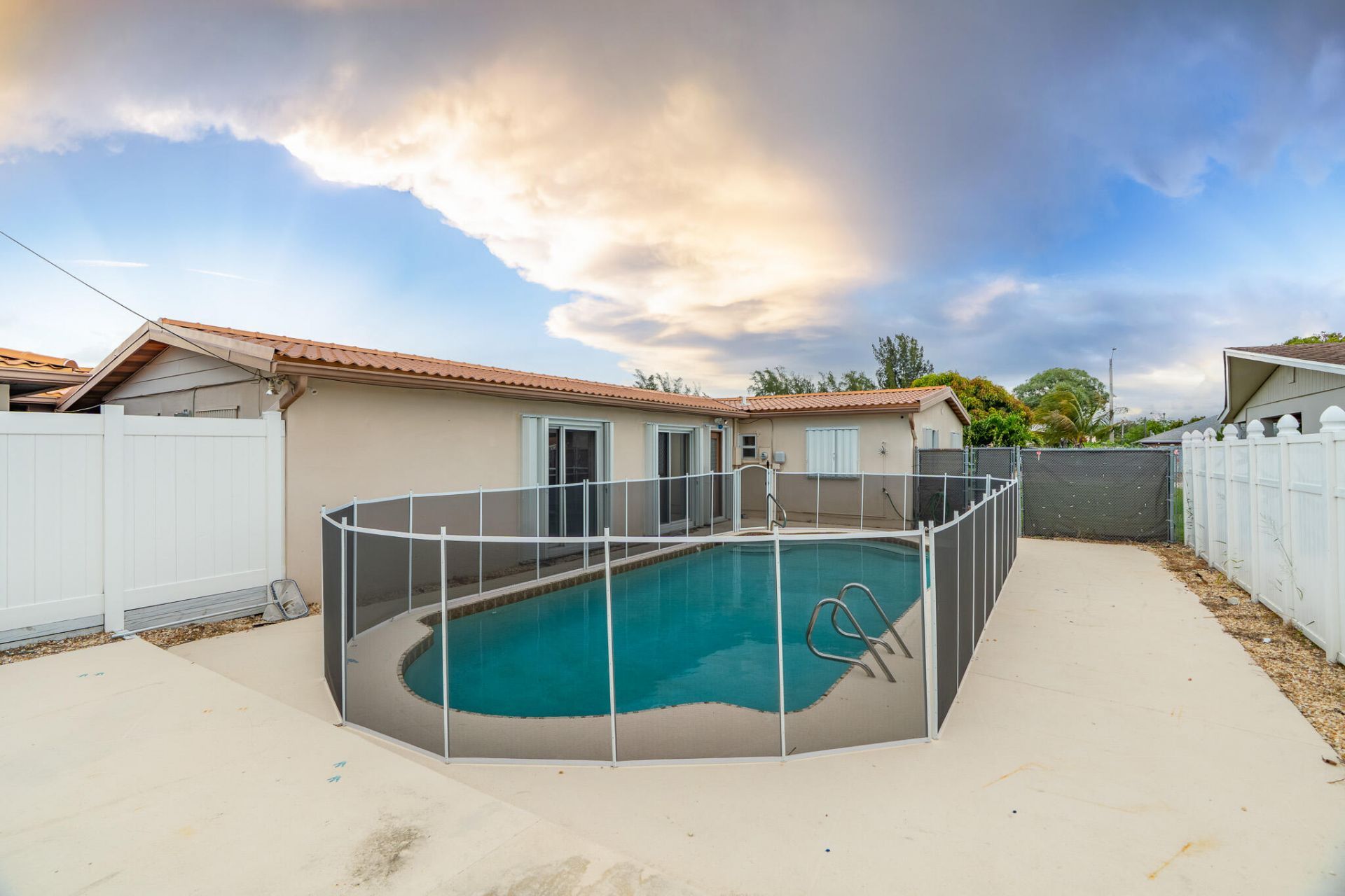 3201 Alice Dr, Palm Springs, FL 33461 Photo
