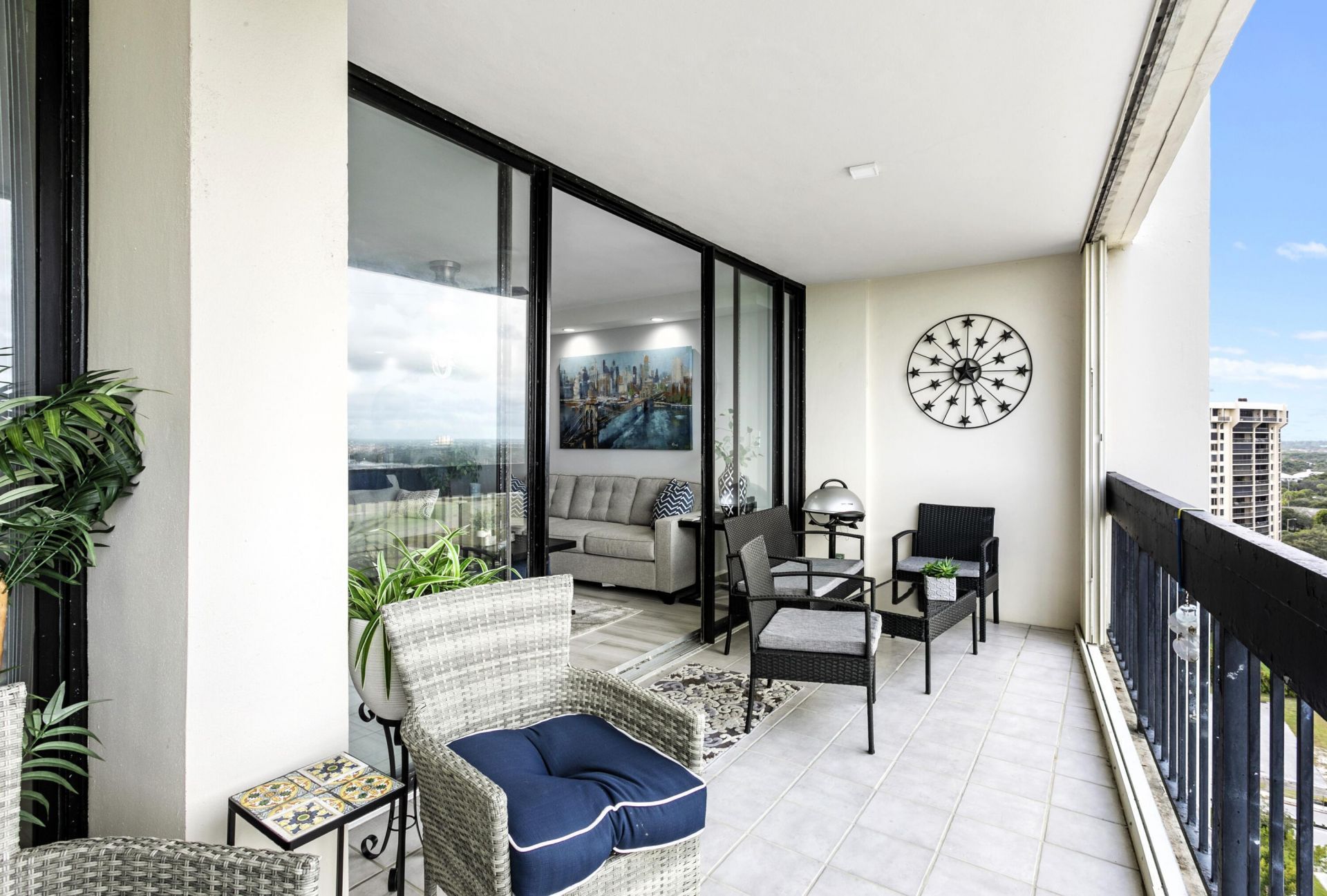 2400 Presidential Way, Unit 1803, West Palm Beach, FL 33401 Photo