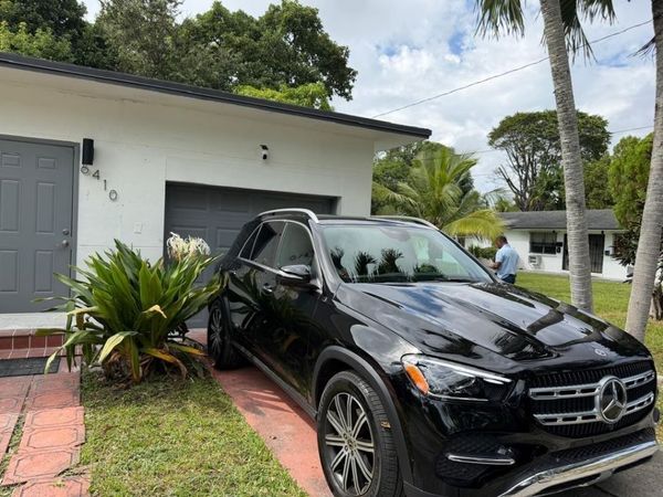 6410 NW Miami Court, Miami, FL 33150