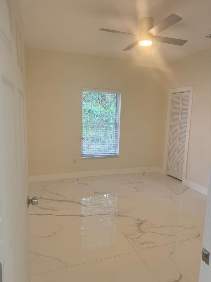 6410 NW Miami Court, Miami, FL 33150 Photo
