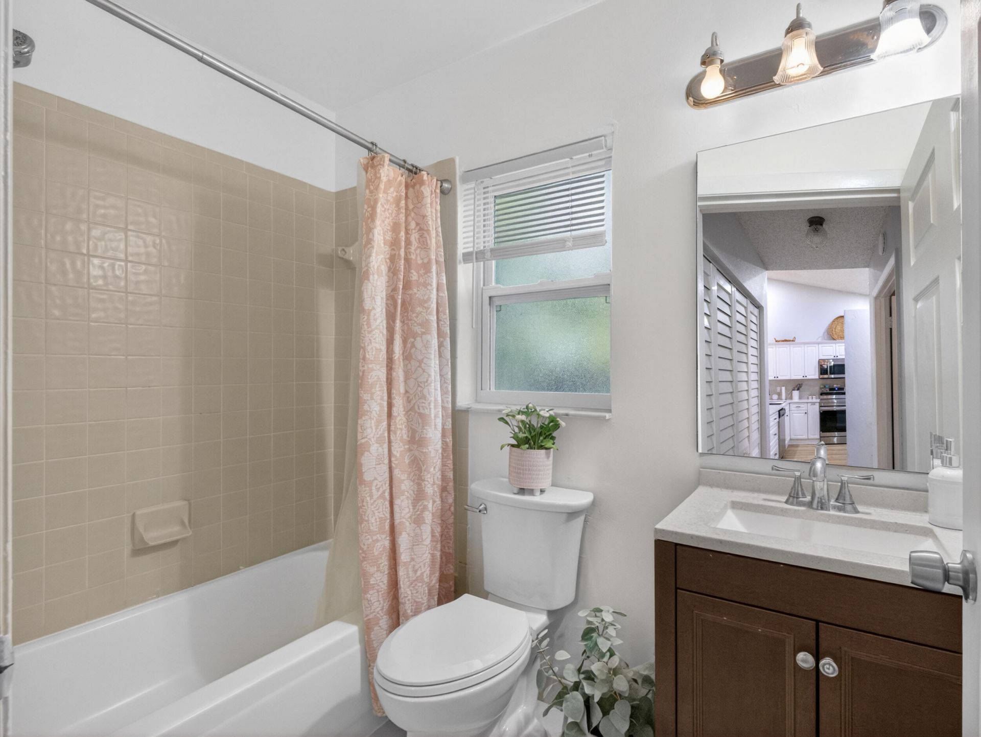 9001 NW 61st Street, Unit 111, Tamarac, FL 33321 Photo