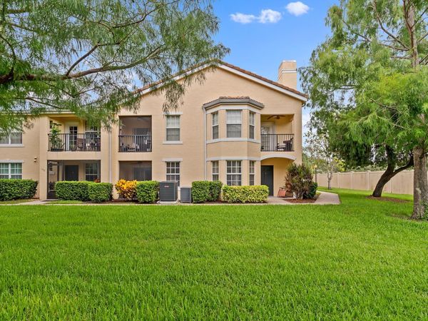 152 SW Peacock, Unit 203, Port St. Lucie, FL 34986
