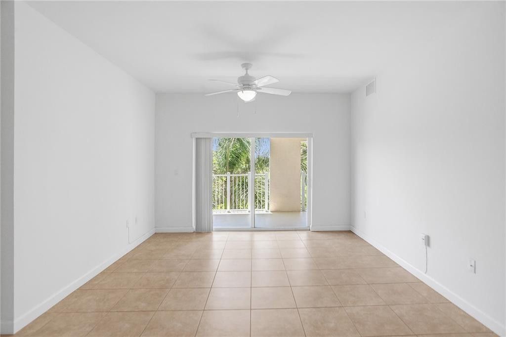 1931 NE 2nd Street, Unit 303, Deerfield Beach, FL 33441 Photo