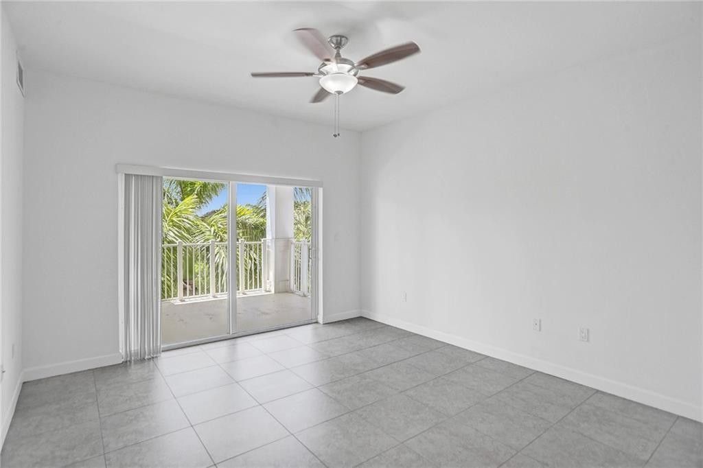 1931 NE 2nd Street, Unit 303, Deerfield Beach, FL 33441 Photo