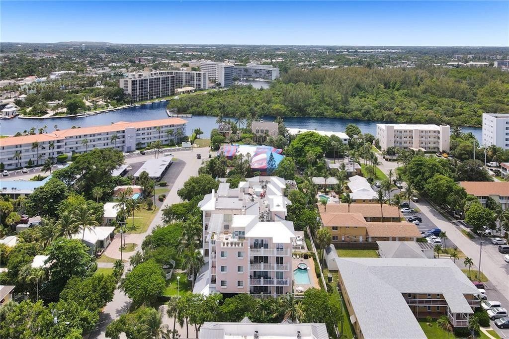 1931 NE 2nd Street, Unit 303, Deerfield Beach, FL 33441 Photo