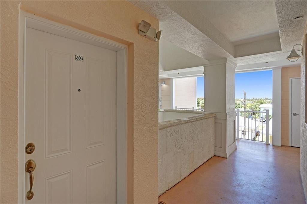 1931 NE 2nd Street, Unit 303, Deerfield Beach, FL 33441 Photo
