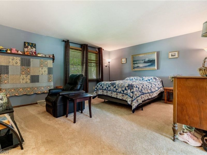 1649 Harmony Lane SW, North Canton, OH 44709 Photo 15