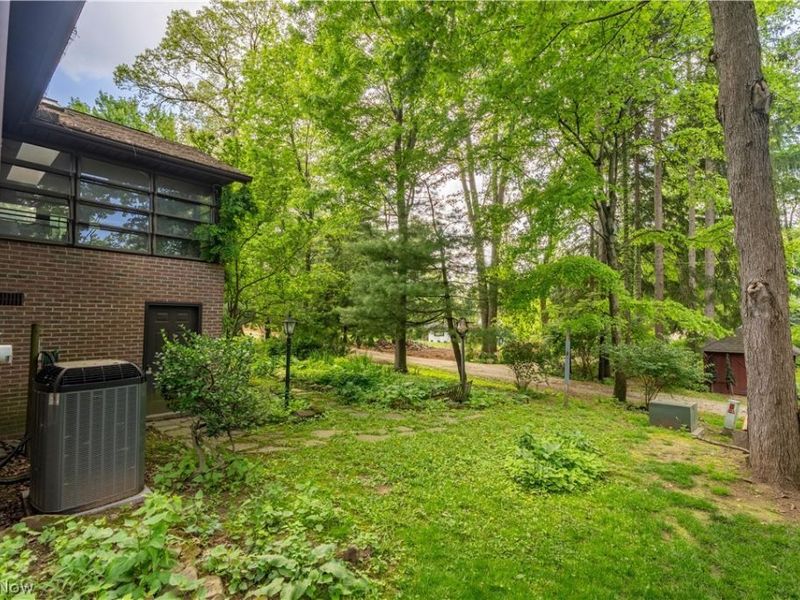 1649 Harmony Lane SW, North Canton, OH 44709 Photo 23