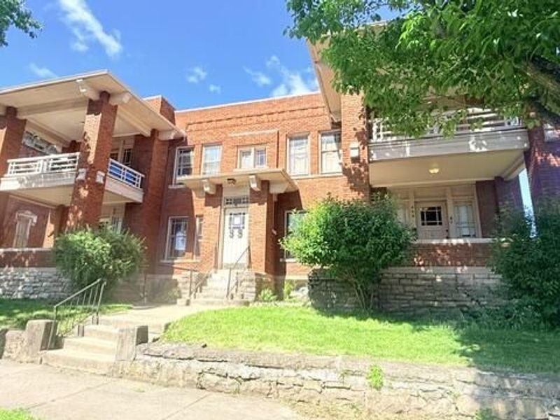 409 S Fountain Avenue, Springfield, OH 45506 Photo 2