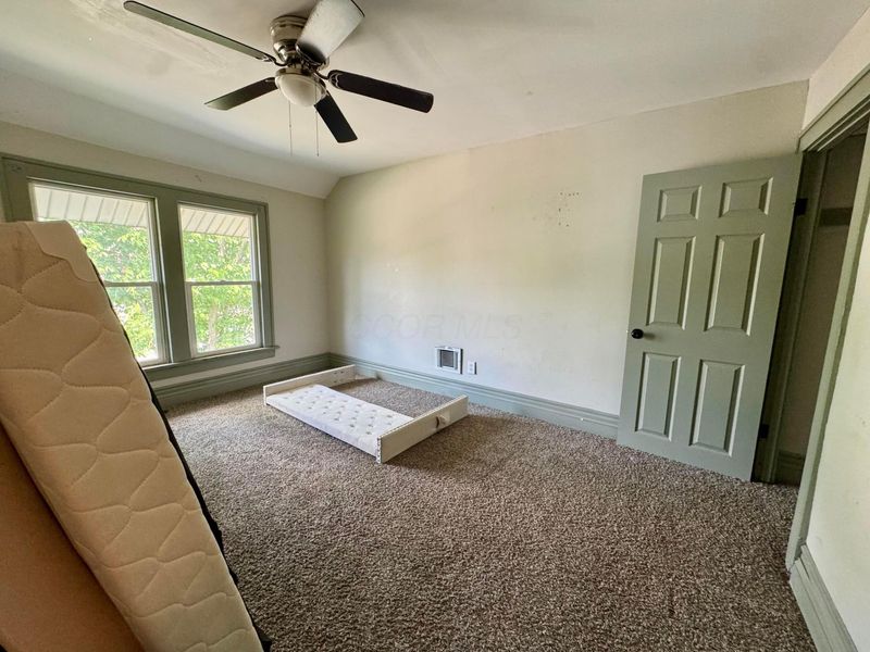 354 Whitethorne Avenue , Columbus, OH 43223 Photo 8