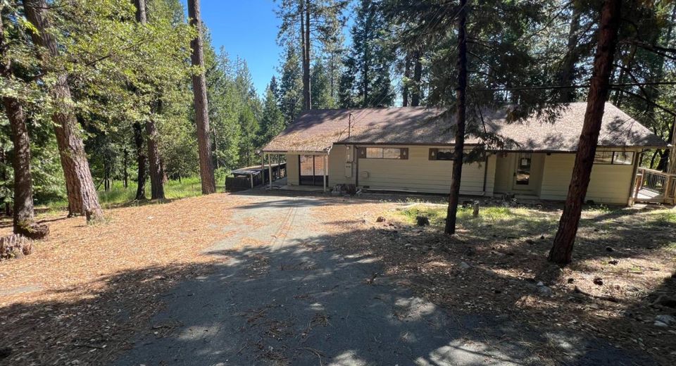13706 Paelo Ln, Pine Grove, CA 95665 Photo