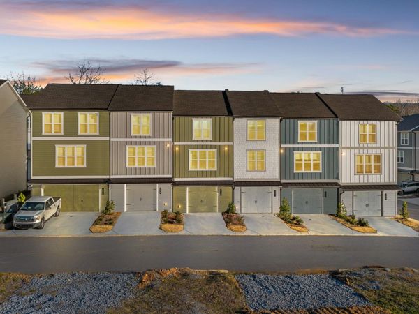 220 Asbury Oak Lane , Chattanooga, TN 37419