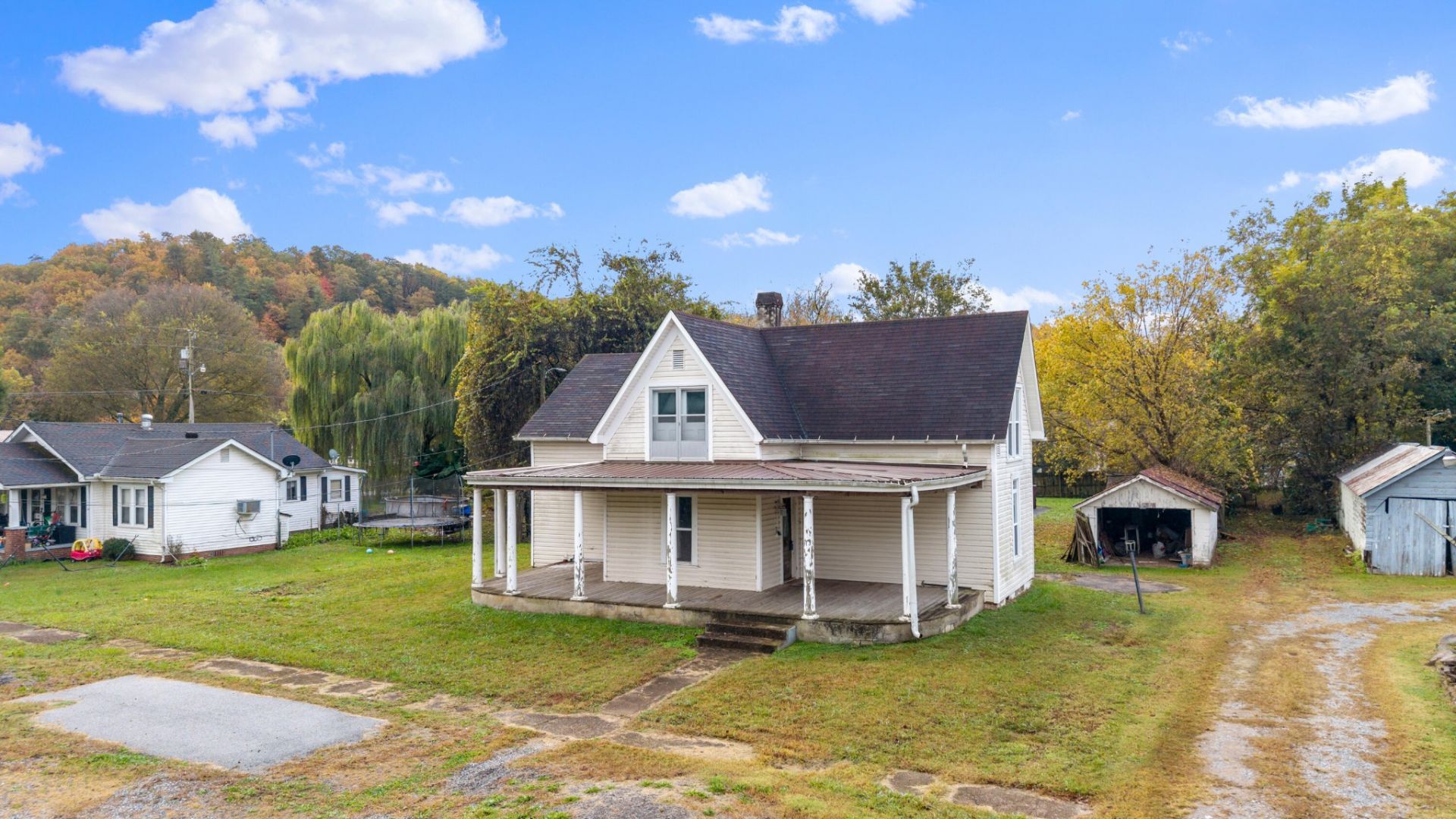 214 E Rhea Avenue , Spring City, TN 37381 Main Photo