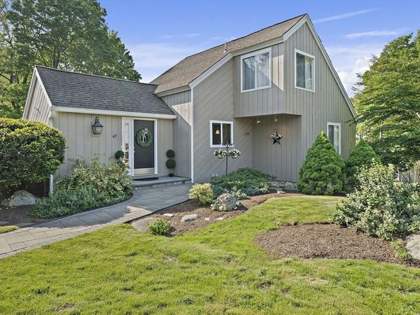 47 Candia St, Weymouth, MA 02189