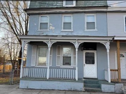 526 YORK STREET Burlington, NJ 08016