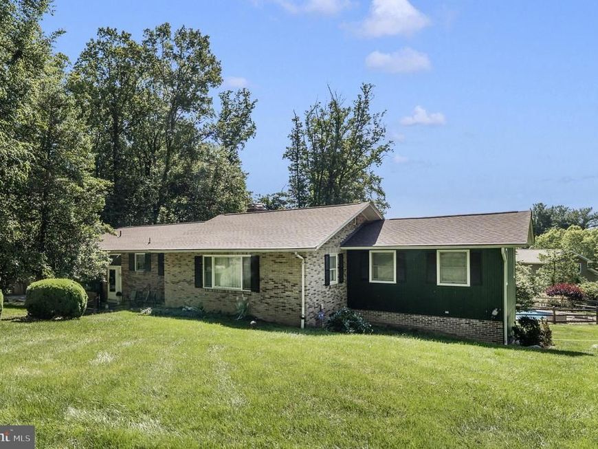 6213 White Oak Drive, Frederick, MD 21701 Main Photo