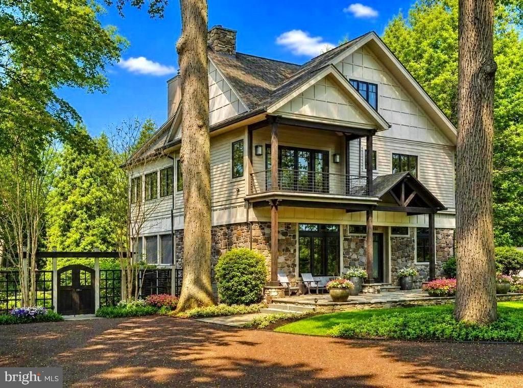 235 NORTH MAIN ST , NEW HOPE, PA 18938