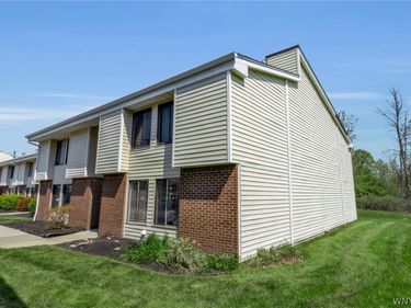 43 Bee Hunter Court, Unit A, East Amherst, NY 14051