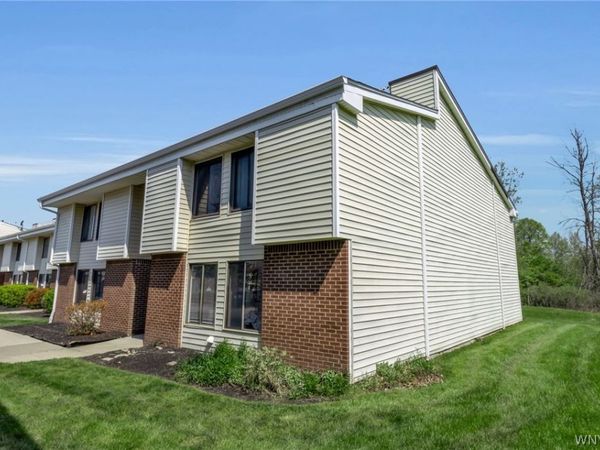 43 Bee Hunter Court , Unit A, East Amherst, NY 14051
