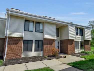 43 Bee Hunter Court, Unit A, East Amherst, NY 14051