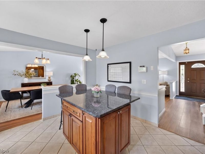 4563 Azalea Lane , North Olmsted, OH 44070 Photo 13