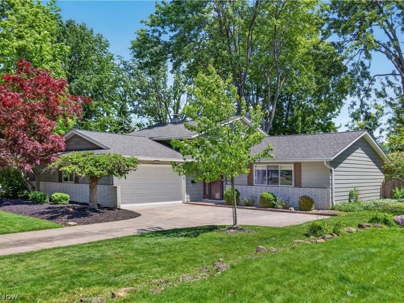 4563 Azalea Lane , North Olmsted, OH 44070 Photo 35