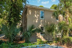 115 Smith Street photo 4