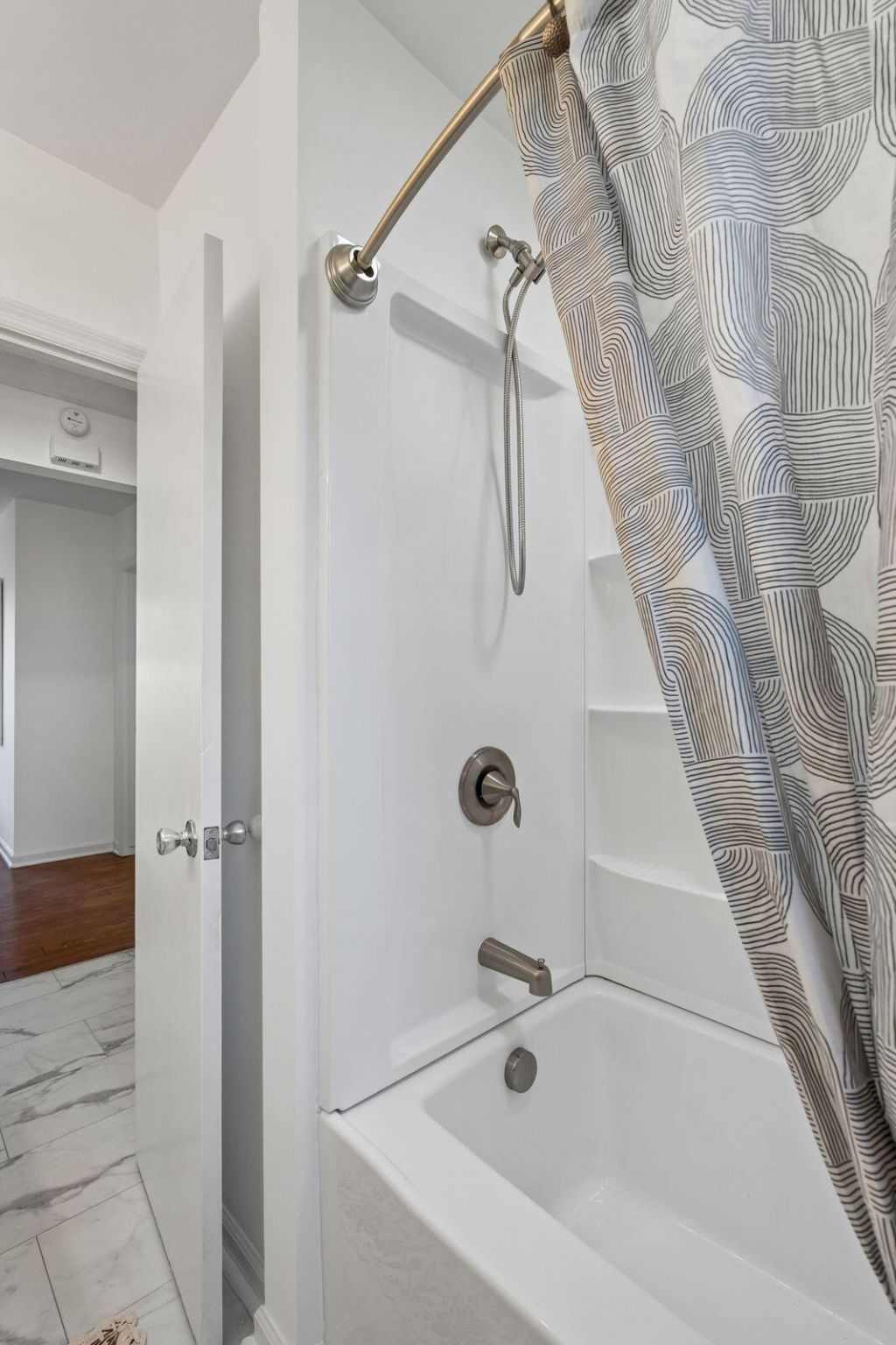 115 Smith Street Photo 20