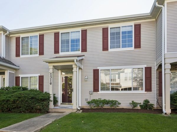 2316 Reflections Drive, Unit 2316, Aurora, IL 60502
