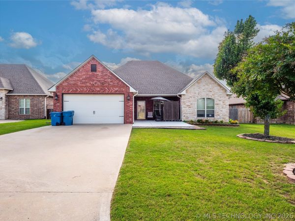 2015 Ten Springs , McAlester, OK 74501