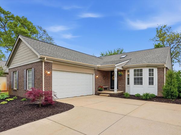 9960 Tioga Court, Pinckney, MI 48169