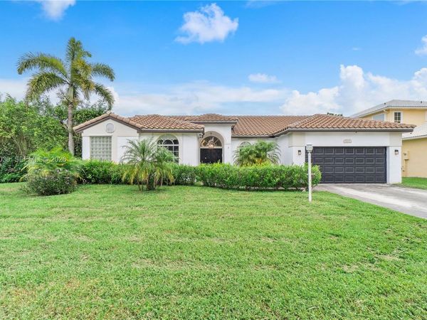 9251 NW 42nd Ct , Coral Springs, FL 33065