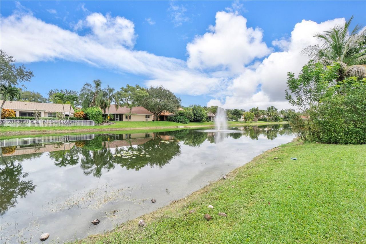 9251 NW 42nd Ct , Coral Springs, FL 33065 Photo